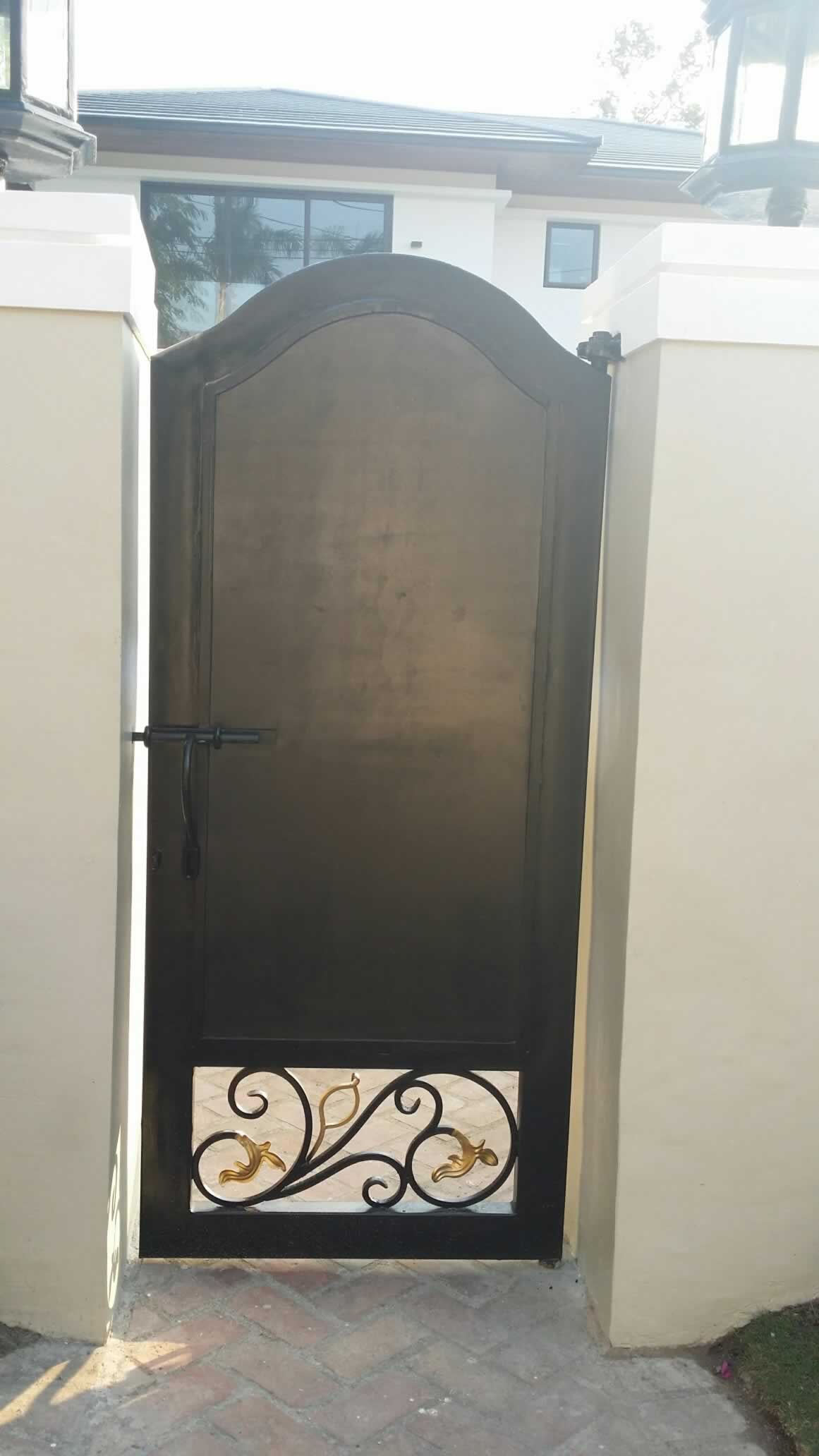 Pedestrian Steel Gate Glass Railings Philippines, Glass Railing